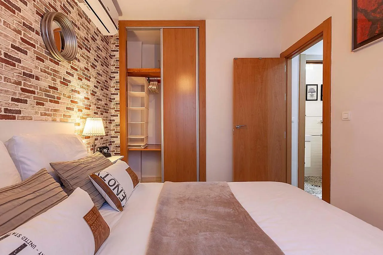 Apartamento Gran Via Center Granada 0*,  Spain